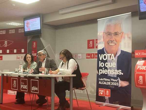 /fotos/Encuentro con entidades del Partido Socialista de Gijón